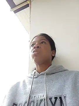 Zaira Rose  online show from September 2025 01:45:02 PM