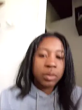 Zaira Rose  online show from October 2025 12:50:01 PM