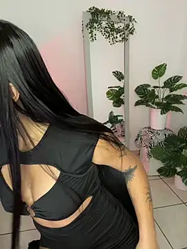 Snapshot of meli_ortiz_ chatting on December 2025 04:27:01 PM meli ortiz online show from December 2025 04:27:01 PM