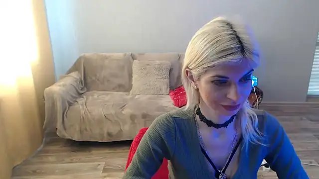 SexyBeatriice online show from April 2026 06:22:01 AM