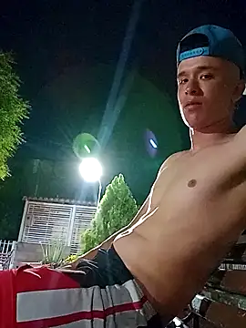 arevalo1124 online show from March 2025 05:11:01 AM