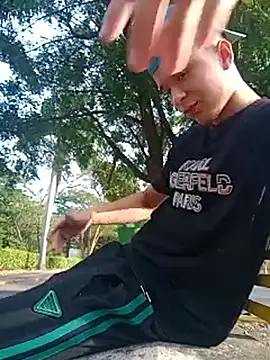 arevalo1124 online show from September 2025 09:36:02 PM