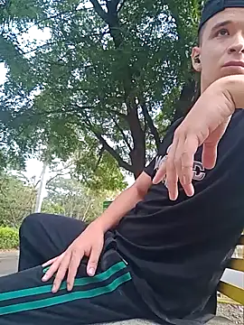 arevalo1124 online show from September 2025 09:51:01 PM