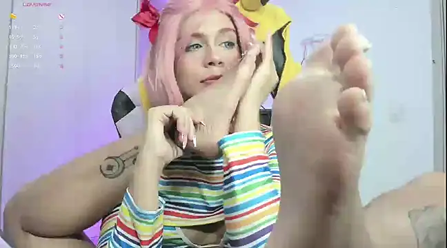 Snapshot of rea_winry chatting on February 2025 05:34:02 AM rea winry online show from February 2025 05:34:02 AM