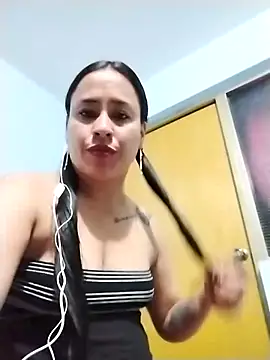 kamila lovee online show from February 2025 01:36:02 AM