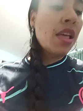 kamila lovee online show from March 2025 04:14:01 AM