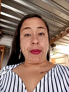 kamila lovee online show from September 2025 07:02:02 PM