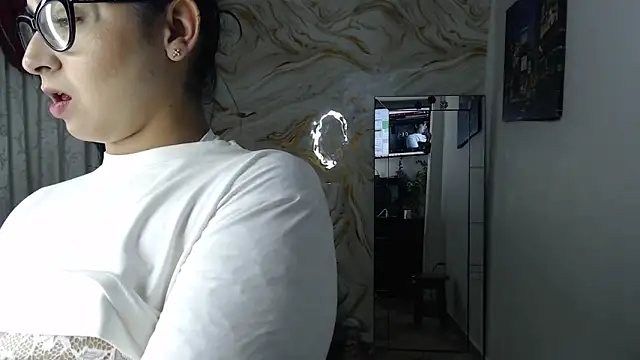 Snapshot of kendall_morry chatting on September 2025 08:03:01 AM kendall morry online show from September 2025 08:03:01 AM