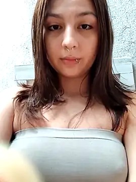 Maiden-Hot online show from June 2026 08:44:02 PM
