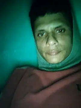 Snapshot of CarlosZava27216 chatting on November 2025 07:29:01 AM CarlosZava27216 online show from November 2025 07:29:01 AM