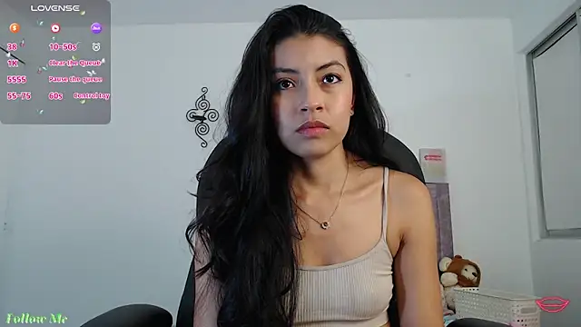 Snapshot of ellajonz chatting on May 2026 03:22:01 AM ellajonz online show from May 2026 03:22:01 AM