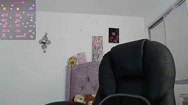 ellajonz online show from July 2026 12:01:01 AM