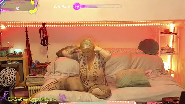 Snapshot of GoddessAlimony chatting on September 2025 02:00:02 AM GoddessAlimony online show from September 2025 02:00:02 AM