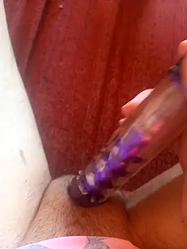 baixinhainsaciavel23 online show from September 2025 02:55:01 PM