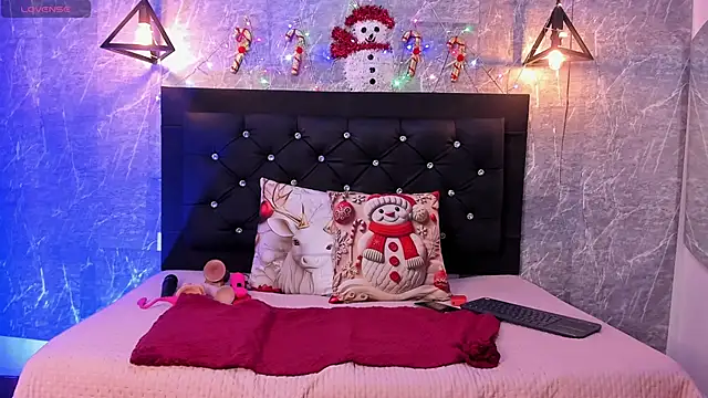 Snapshot of emberhodson chatting on November 2025 12:19:02 PM emberhodson online show from November 2025 12:19:02 PM