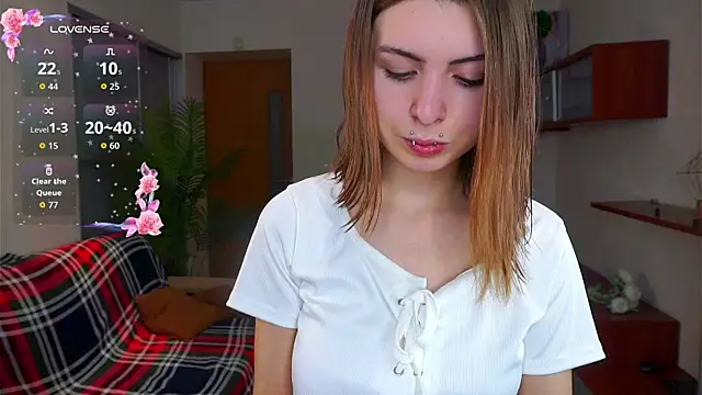 ErlinaBuoy online show from October 2025 05:33:01 AM