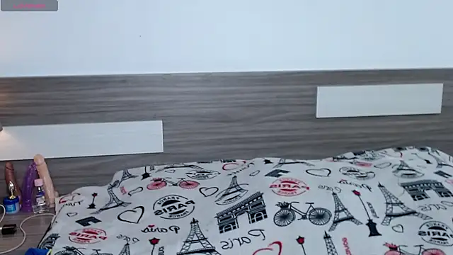 Liiamthompson online show from January 2026 09:31:02 PM