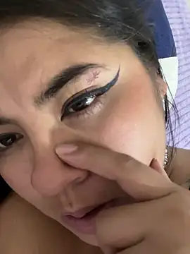 Snapshot of viccky_vick chatting on February 2025 06:46:01 PM viccky vick online show from February 2025 06:46:01 PM