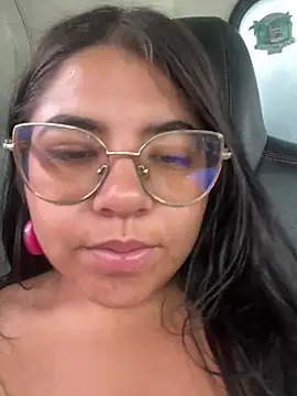 Snapshot of viccky_vick chatting on February 2025 12:19:02 PM viccky vick online show from February 2025 12:19:02 PM