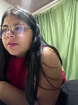 Snapshot of viccky_vick chatting on February 2025 04:53:01 AM viccky vick online show from February 2025 04:53:01 AM