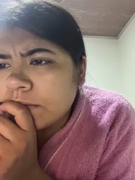 Snapshot of viccky_vick chatting on March 2025 04:56:01 AM viccky vick online show from March 2025 04:56:01 AM