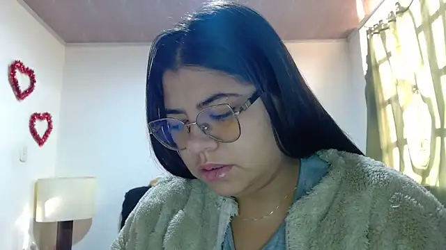 Snapshot of viccky_vick chatting on September 2025 12:40:01 PM viccky vick online show from September 2025 12:40:01 PM