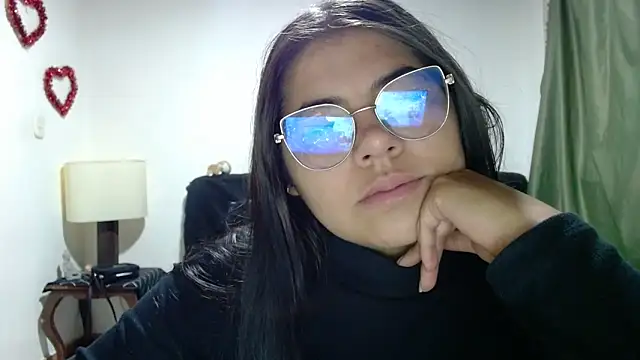 Snapshot of viccky_vick chatting on September 2025 10:55:02 PM viccky vick online show from September 2025 10:55:02 PM