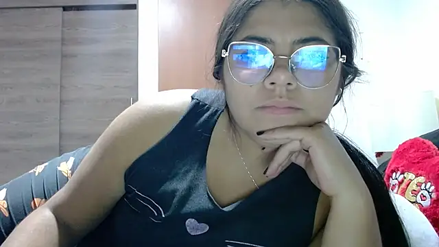 Snapshot of viccky_vick chatting on September 2025 03:12:01 AM viccky vick online show from September 2025 03:12:01 AM