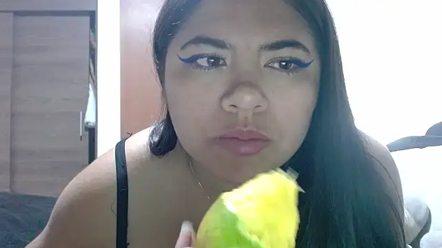 Snapshot of viccky_vick chatting on December 2025 03:12:02 AM viccky vick online show from December 2025 03:12:02 AM