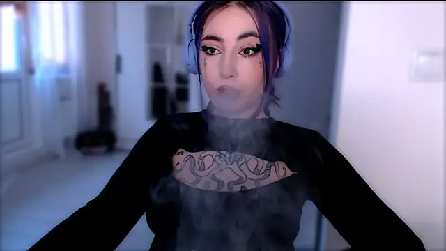 purplewitch online show from November 2025 09:41:01 AM