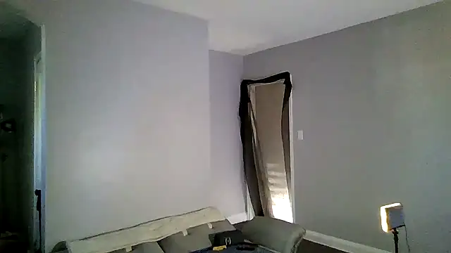 cruz815 online show from October 2025 09:03:01 PM