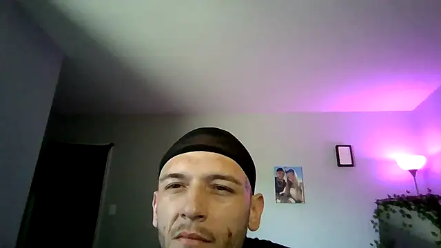 cruz815 online show from June 2026 03:25:01 PM