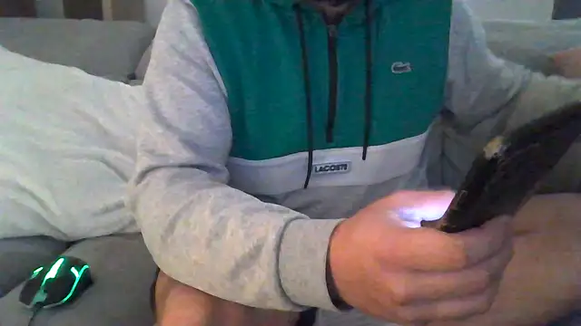 Snapshot of Zer_oki chatting on January 2026 07:28:02 PM Zer oki online show from January 2026 07:28:02 PM