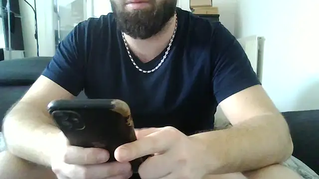 Snapshot of Zer_oki chatting on February 2026 11:04:02 AM Zer oki online show from February 2026 11:04:02 AM