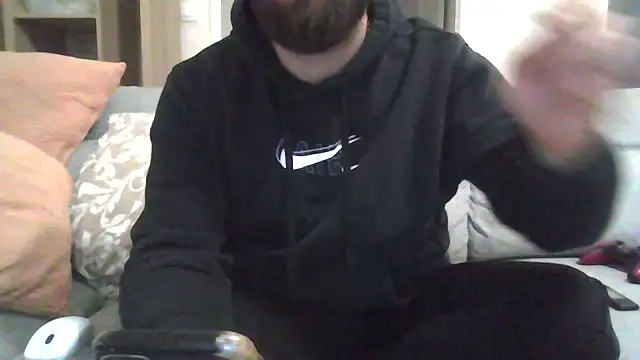 Snapshot of Zer_oki chatting on February 2026 10:05:02 PM Zer oki online show from February 2026 10:05:02 PM