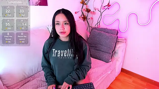 sophie moonnn online show from February 2025 09:02:01 PM