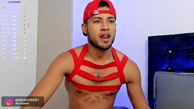 Max Conor1 online show from October 2025 12:49:01 PM