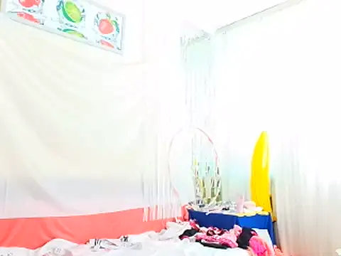 Snapshot of TwerkingCheerleader chatting on March 2025 01:40:02 PM TwerkingCheerleader online show from March 2025 01:40:02 PM