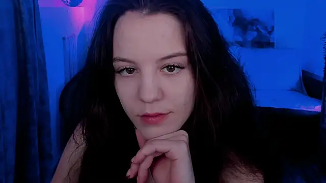 Snapshot of MilaStoyne chatting on November 2025 07:20:02 AM MilaStoyne online show from November 2025 07:20:02 AM