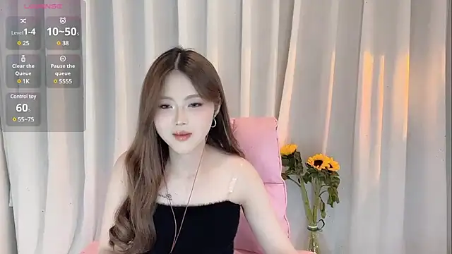 SylviaLing2007 online show from February 2025 04:37:01 PM