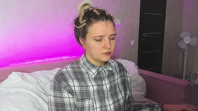 Snapshot of Jenny_Jimmy chatting on November 2025 12:57:02 AM Jenny Jimmy online show from November 2025 12:57:02 AM