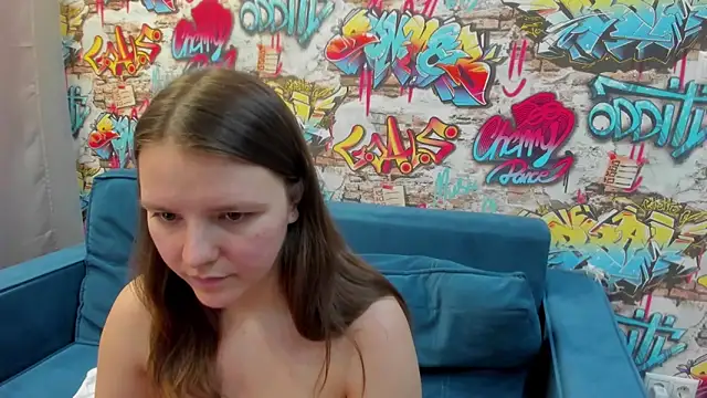 Snapshot of Jenny_Jimmy chatting on May 2026 04:04:02 PM Jenny Jimmy online show from May 2026 04:04:02 PM