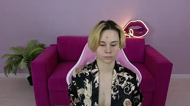 Snapshot of BettyCarter07 chatting on January 2025 09:55:01 AM BettyCarter07 online show from January 2025 09:55:01 AM