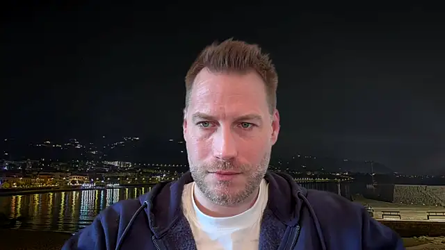 Christian87xxx online show from February 2025 01:16:02 PM