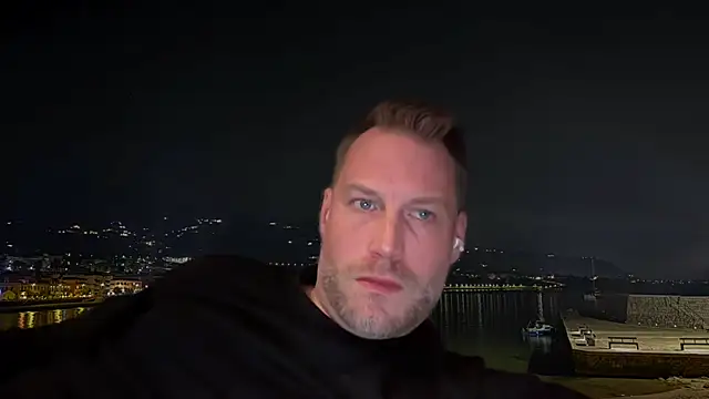 Christian87xxx online show from February 2025 05:53:02 PM