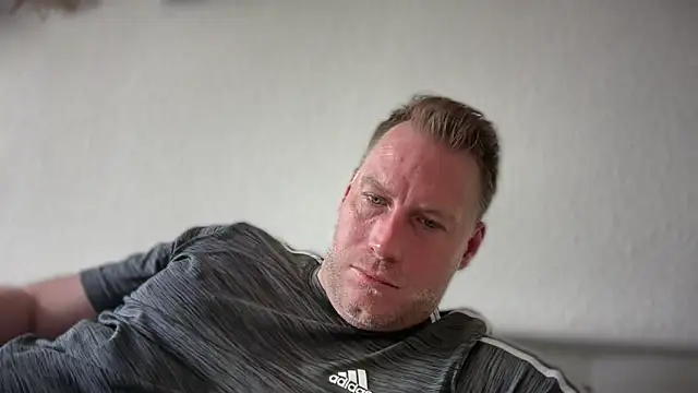 Christian87xxx online show from June 2026 10:52:01 AM