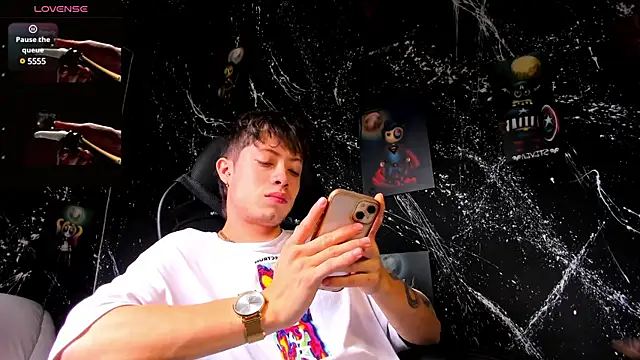 marcuscollins1  online show from February 2025 05:11:02 PM