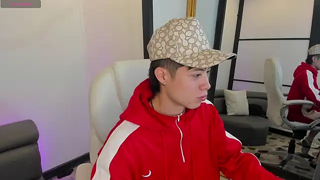 marcuscollins1  online show from March 2025 01:26:02 PM