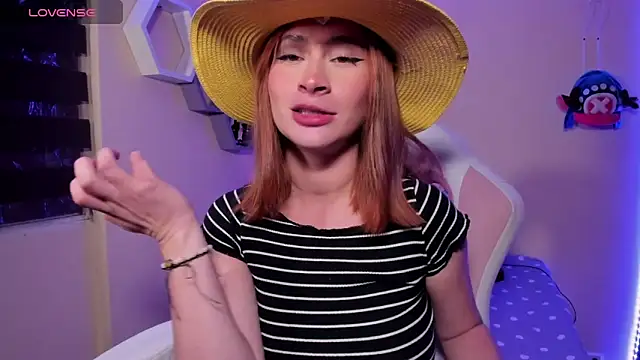 Snapshot of chloe_rockss_ chatting on February 2025 12:06:02 AM chloe rockss online show from February 2025 12:06:02 AM