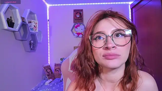 Snapshot of chloe_rockss_ chatting on March 2025 06:46:02 AM chloe rockss online show from March 2025 06:46:02 AM